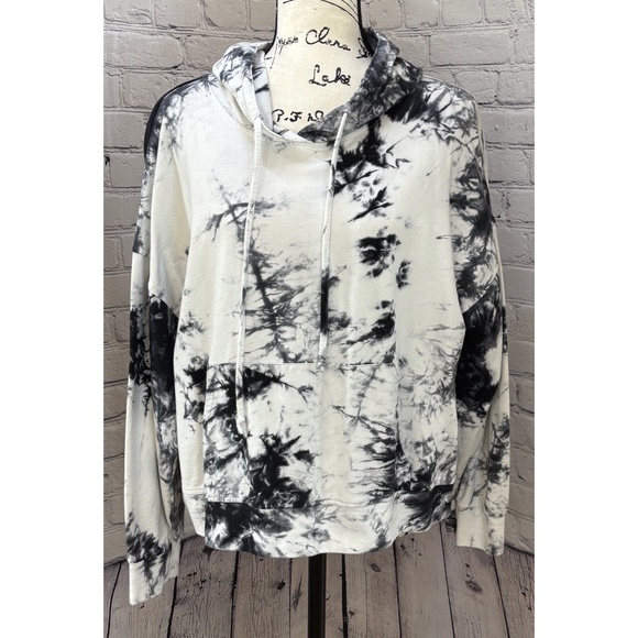 Fate Women’s Tie-Dye Hoodie Sweatshirt (Size L) - Picture 1 of 10
